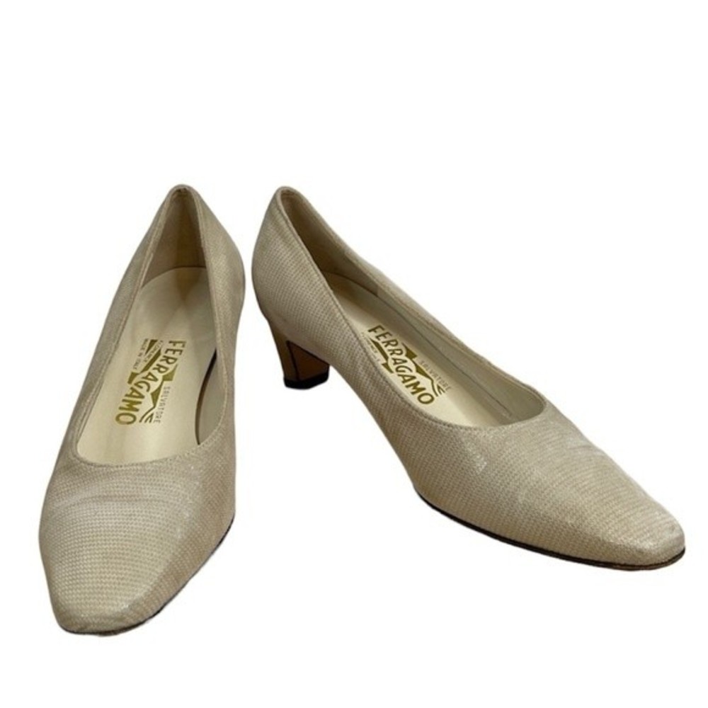 Salvatore Ferragamo Beige Textured Leather Pumps